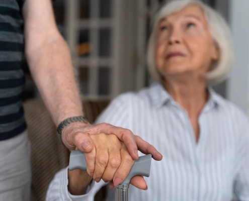 alarme personne âgée bouton urgence senior