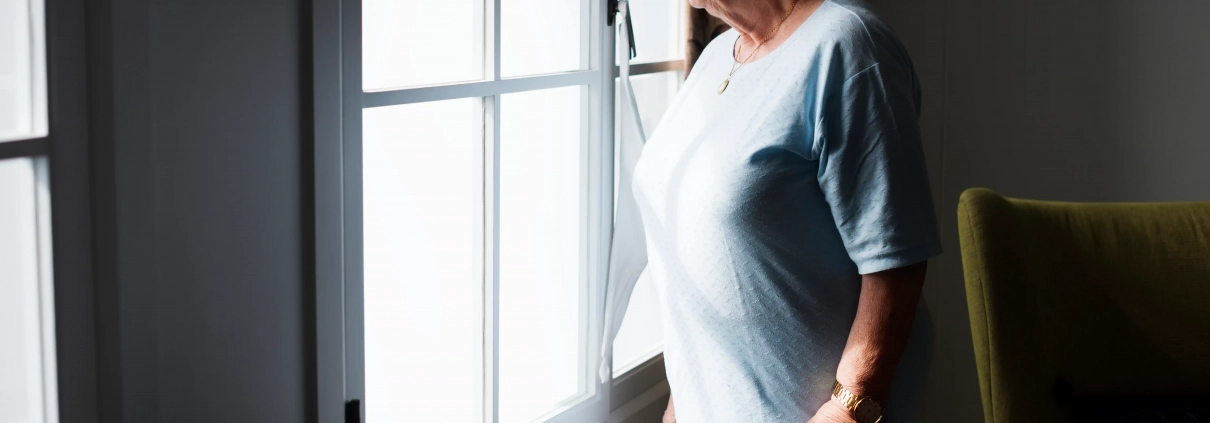 prévention chute personne âgée domicile sécurité senior