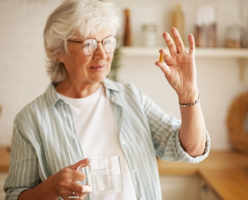 Compléments alimentaires et alimentation équilibrée après 55 ans